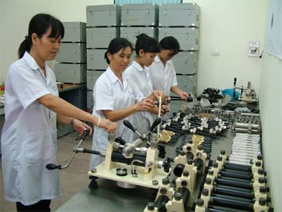 Đồng hành trong sản xuất quốc phòng và bảo đảm kỹ thuật