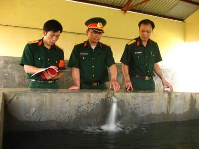 Tiết kiệm và tăng gia sản xuất - chìa khóa giữ ổn định đời sống
