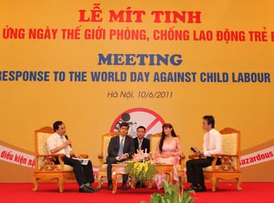 Để trẻ em thực sự là những “búp trên cành”