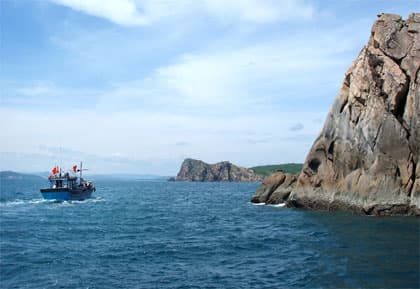 Tăng cường kiểm tra, xử lý vi phạm xâm hại di tích, thắng cảnh vịnh Xuân Đài