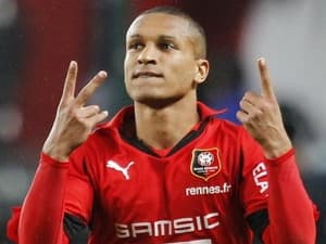 Vượt mặt M.U, Liverpool chính thức đón Marveaux