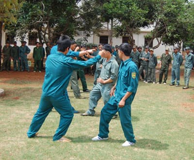 “Sát hạch” trong ngày về đích