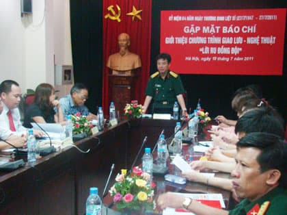 Giao lưu nghệ thuật “Lời ru đồng đội” tại Hà Tĩnh