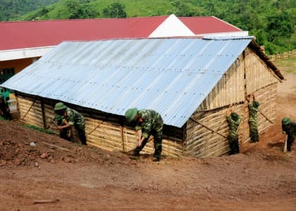 Chăm lo toàn diện, ổn định và phát triển Mường Nhé (Tiếp theo và hết)