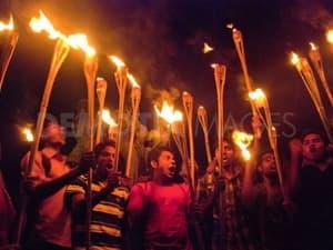 Đình công ở Bangladesh phản đối hợp đồng khí đốt