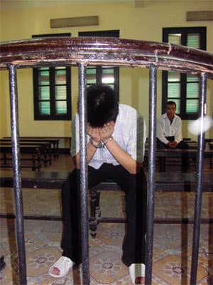 13 năm tù cho kẻ cướp tiền để chơi game