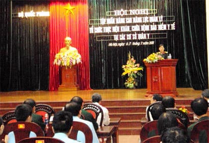 Tập huấn nâng cao năng lực khám, chữa bệnh theo thẻ bảo hiểm y tế tại các cơ sở quân y