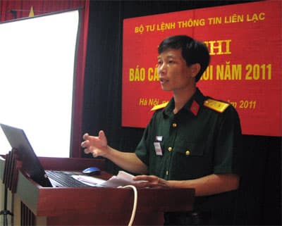 Chủ động liên hệ sát với thực tiễn đơn vị cơ sở
