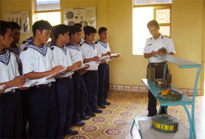 “Cán bộ tiểu đội công binh phải đa năng”
