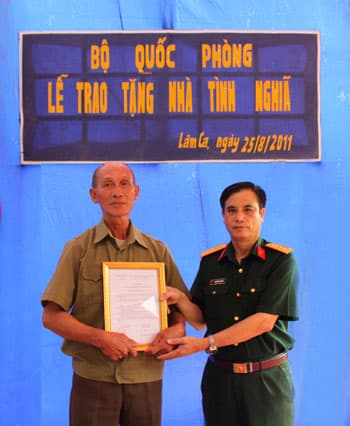 Ông Lỵ có nhà mới