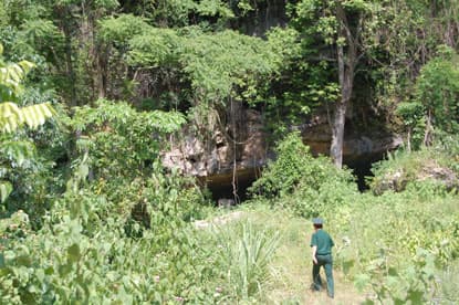 Vạch rừng tìm di tích... (Kỳ 1)