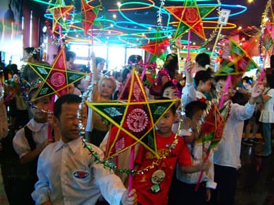 Trung thu kết nối yêu thương hướng về biển đảo Tổ quốc