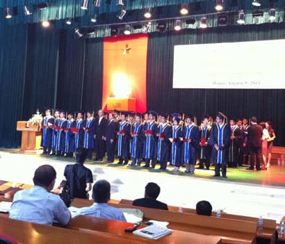 95 sinh viên Việt Nam tốt nghiệp đại học từ Chương trình HEDSPI