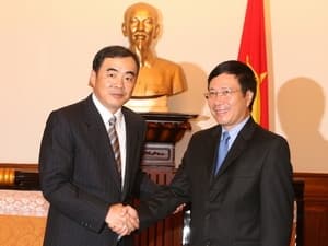 Việt Nam coi trọng phát triển hợp tác toàn diện với Trung Quốc