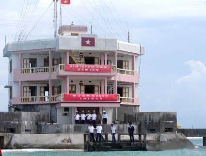 Xuất quân thi công công trình “Góp đá xây Trường Sa”