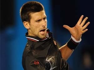 Novak Djokovic nhọc nhằn vượt ải Lleyton Hewitt