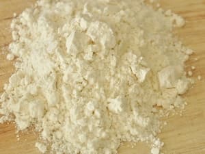 Sáu phái bộ ngoại giao của I-xra-en nhận phong bì chứa bột trắng
