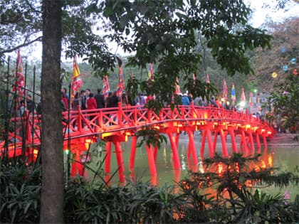 Sắc xuân trên mọi miền Tổ quốc