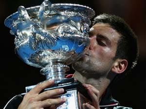 Novak Djokovic lập hat-trick vô địch Australia Open
