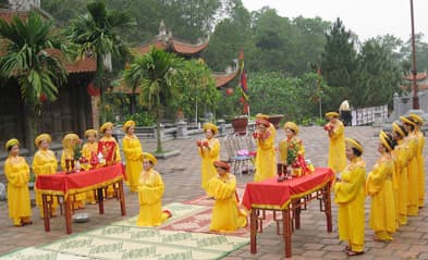 Khai hội truyền thống mùa xuân Côn Sơn - Kiếp Bạc 2012