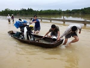 Mực nước tại các sông miền Trung đang xuống dần