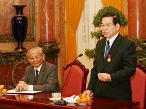 Đẩy mạnh phổ cập giáo dục lịch sử ở trường học