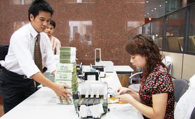 Cuối năm, nóng chuyện thưởng Tết