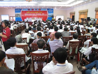 Diễn đàn hợp tác hành lang kinh tế Đông Tây
