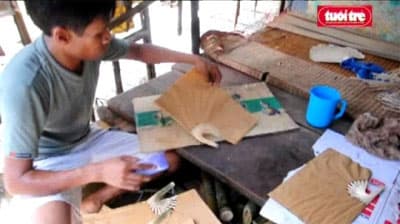 Quạt giấy lên ngôi