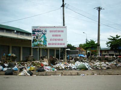 Hàng trăm tấn rác thải “tấn công” TP Hà Tĩnh