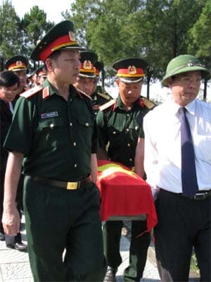 Chuyện của những người đi tìm đồng đội