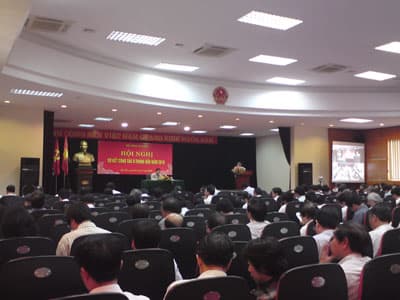 Sản xuất công nghiệp và thương mại 6 tháng đầu năm tăng