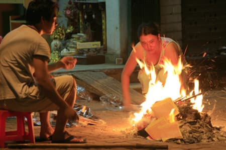 Đừng vội  kết tội “vàng mã”