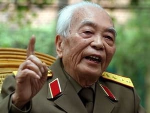 Báo của Nga ca ngợi Đại tướng Võ Nguyên Giáp