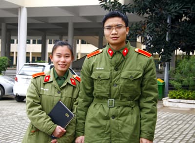 Tiếp sức tinh thần cho tuổi trẻ vươn lên chiếm lĩnh khoa học