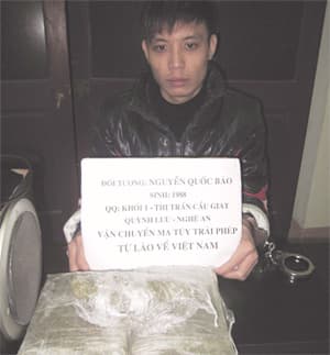 Vận chuyển ma tuý qua biên giới