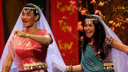 Xuân Bắc làm “mỹ nhân” Ấn Độ