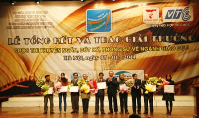 24 tác phẩm đoạt giải cuộc thi truyện ngắn, bút ký, phóng sự về ngành giáo dục