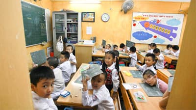 Trường học quá tải