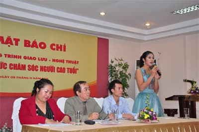 Hoa hậu Ngọc Hân làm Đại sứ thiện chí Quỹ Nhân ái người cao tuổi