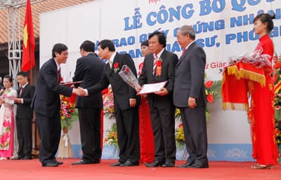 Vinh danh 408 giáo sư và phó giáo sư