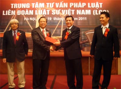 Ra mắt Trung tâm Tư vấn pháp luật