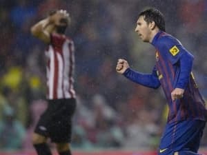 Barca bị Real bỏ cách ba điểm, Pep vẫn hài lòng