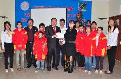 Mỗi năm đỡ đầu thêm 20 nạn nhân chất độc da cam/đi-ô-xin