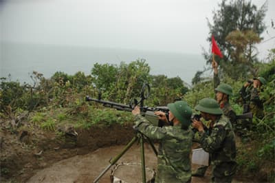Diễn tập phòng thủ đảo