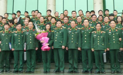 Xây dựng cơ chế tuyển dụng đặc thù để thu hút tài năng nghệ thuật vào quân đội