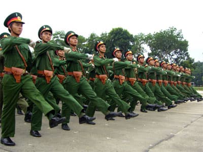 Sơ kết công tác đào tạo thí điểm cán bộ quân sự cấp xã trình độ cao đẳng, đại học