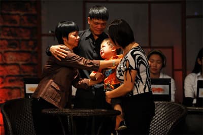 "Về với Mẹ"
