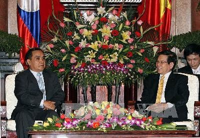 Chủ tịch nước Nguyễn Minh Triết tiếp Thủ tướng Lào Thoong-xỉnh Thăm-ma-vông
