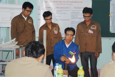 Định hướng nghề từ ngày đầu nhập ngũ cho tân binh